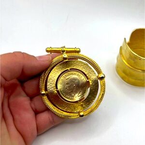 Necklace pendant with Half Dollar gold piece